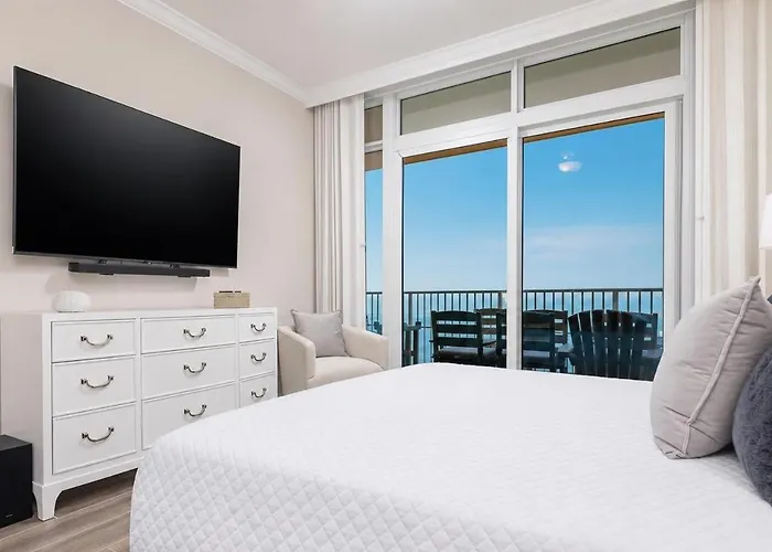 Phoenix Gulf Towers 2704 Apartment
